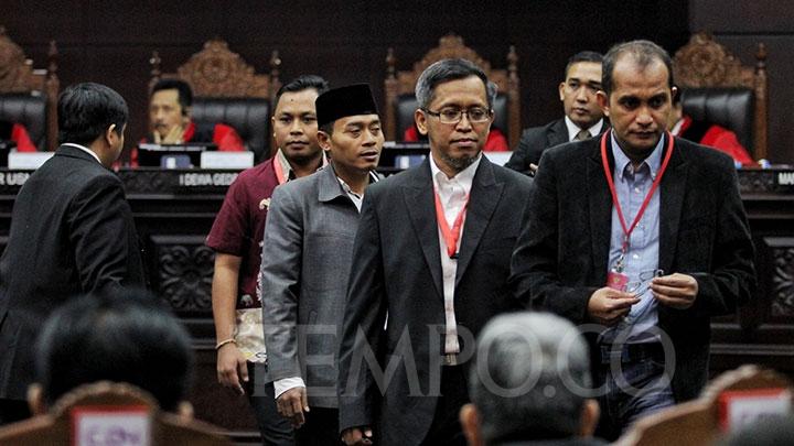 Sejumlah saksi dihadirkan oleh Kuasa Hukum TKN Jokowi - Maaruf Amin selaku pihak terkait pada sidang lanjutan terkait Perselisihan Hasil Pemilihan Umum (PHPU) di Mahkamah Konstitusi, Jakarta, Jumat, 21 Juni 2019. Kuasa Hukum pihak terkait menghadirkan dua saksi Fakta dan dua saksi ahli pada sidang lanjutan. TEMPO/Hilman Fathurrahman W