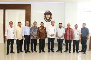 Bahas Isu Penting, Pimpinan Komite II DPD RI Rapat dengan Menteri Kelautan Perikanan