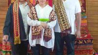 Di Kampung Halaman Pulau Pisang, Ketua DPR RI diberi Gelar Adat Ratu Mutiara Kartadilaga