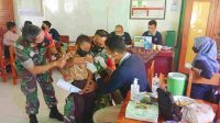 Danramil Pringsewu Pimpin Serbuan Vaksinasi di SD Negeri 2 Podomoro