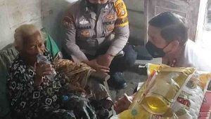 Kapolda Lampung Irjen hendro Sugiatno berikan paket sembako