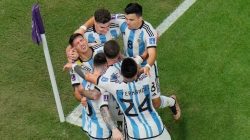 Selebrasi para pemain Argentina di laga perempat final Piala Dunia 2022 versus Belanda, Sabtu (10/12/2022) (c) AP Photo/Hassan Ammar