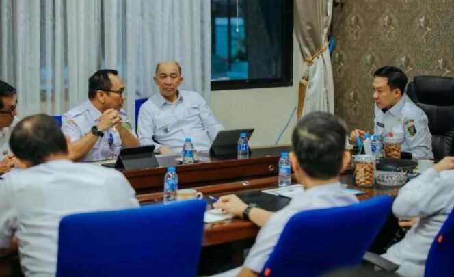 
 Pemprov Lampung Siapkan Skema Kebijakan Ekonomi, Antisipasi Dampak Konflik Timur Tengah