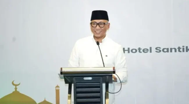 Gubernur Mirza saat buka puasa bersama pengusaha singkong dan tapioka, Rabu (11/3/2026). Foto dok