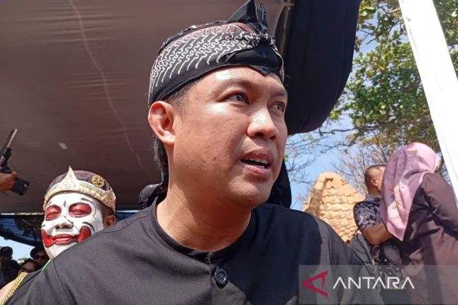 
 Bupati Cilacap yang di-OTT KPK. Foto Antara