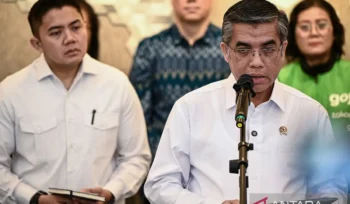 Menaker beri keterangan soal ketentuan THR pekerja. Foto Antara