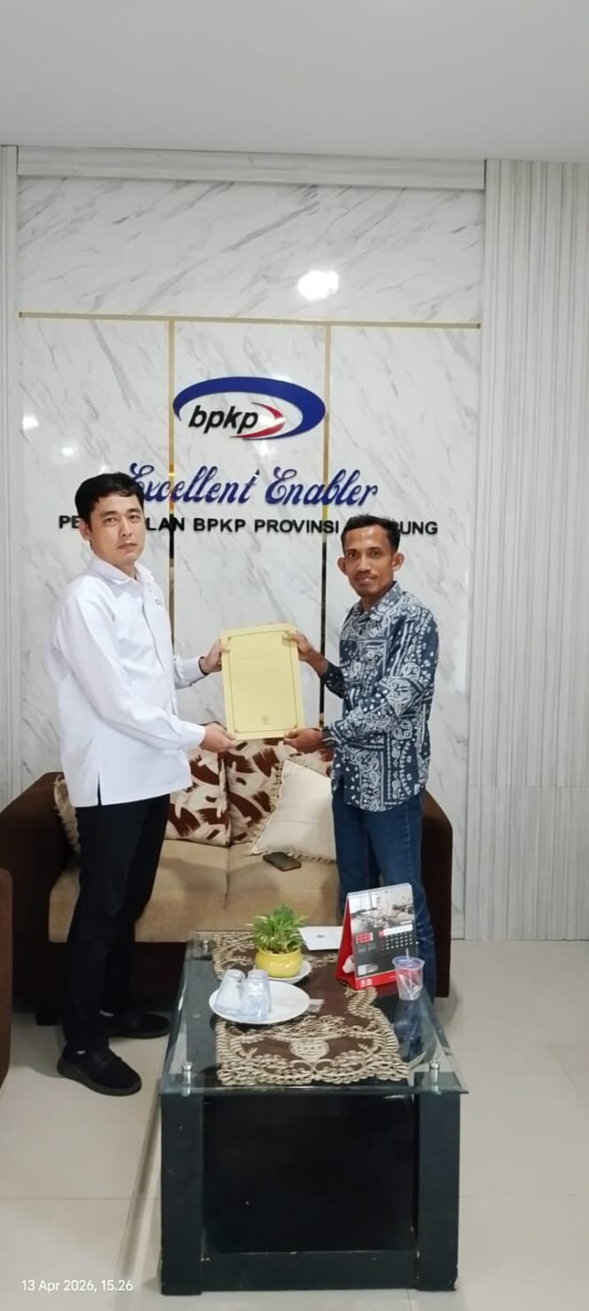 
 Rosim Nyerupa saat ke BPKP. Foto dok 