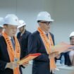 Ukir prestasi. Gubernur Mirza dan Sekdaprov Marindo saat pengukuhan Insinyur Program PPI Unila di Grand Mercure Hotel Lampung, Minggu 26 April 2026. Foto dok