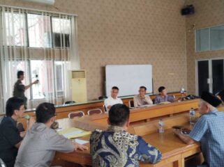 Puskada hearing dengan DPRD Lamteng. Foto dok Puskada