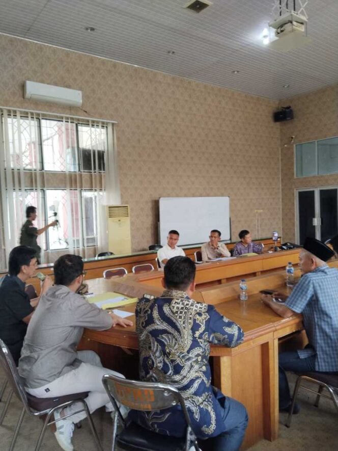 
 Puskada hearing dengan DPRD Lamteng. Foto dok Puskada