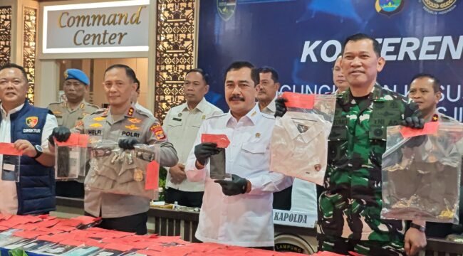 Pangdam XXI Radin Inten Mayjen Kristomei Sianturi saat konferensi pers. Foto Istimewa for radarcom.id