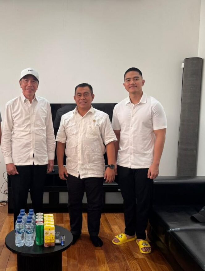 
 Bustami Zainudin Pembina BRN Dampingi Joko Widodo di Lampung, Siap Perkuat Dukungan untuk PSI Sesuai Arahan