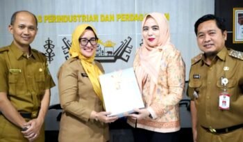 Kadis Perindag Provinsi Lampung Zimmi Skil, saat memimpin Sertijab Sekretaris Perindag Provinsi Lampung di Aula Disperindag Provinsi Lampung, Senin 22 Juni 2026. Foto dok