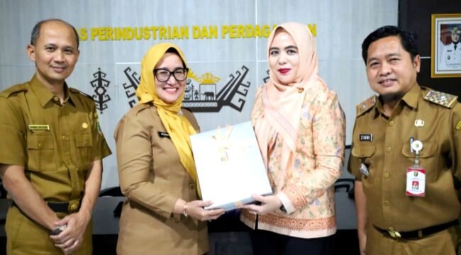 Kadis Perindag Provinsi Lampung Zimmi Skil, saat memimpin Sertijab Sekretaris Perindag Provinsi Lampung di Aula Disperindag Provinsi Lampung, Senin 22 Juni 2026. Foto dok