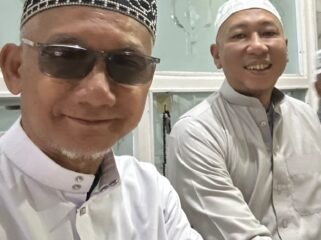 Gubernur Mirza sering terlihat bersama Jamaah termasuk hadir membersamai Retreat Pejabat. Foto Istimewa 