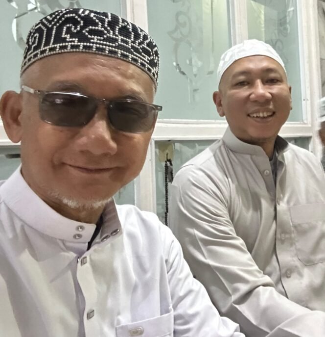 
 Gubernur Mirza sering terlihat bersama Jamaah termasuk hadir membersamai Retreat Pejabat. Foto Istimewa 