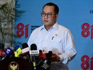 Arif Satria Kepala Badan Riset dan Inovasi Nasional (BRIN) memberikan pernyataan pers di Kompleks Istana Kepresidenan, Jakarta, Kamis (6/8/2026). Foto: Setpres