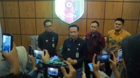 Sekdaprov Marindo Kurniawan memberikan keterangan pers, Jumat (7/8/2026). Foto dok 