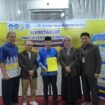 Prof. Warsito saat mendaftar Bacarek. Foto Unila