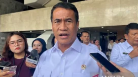 Kepala Bapanas sekaligus Menteri Pertanian Andi Amran Sulaiman menjawab pertanyaan awak media ditemui usai rapat kerja dengan Komisi IV DPR RI di Jakarta, Rabu (16/9/2026). ANTARA/Harianto