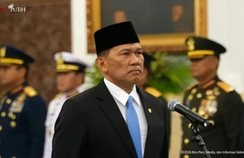 Letjen TNI Kristomei Sianturi resmi dilantik menjadi Kepala BNPB. Foto Istimewa 